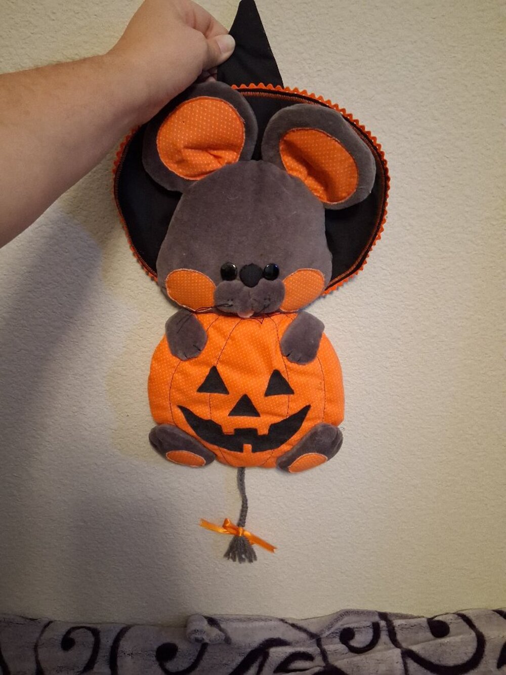 Halloween Mouse Jack-O-Lantern Pumpkin Fabric Hanging Decor Vintage Handmade 17"